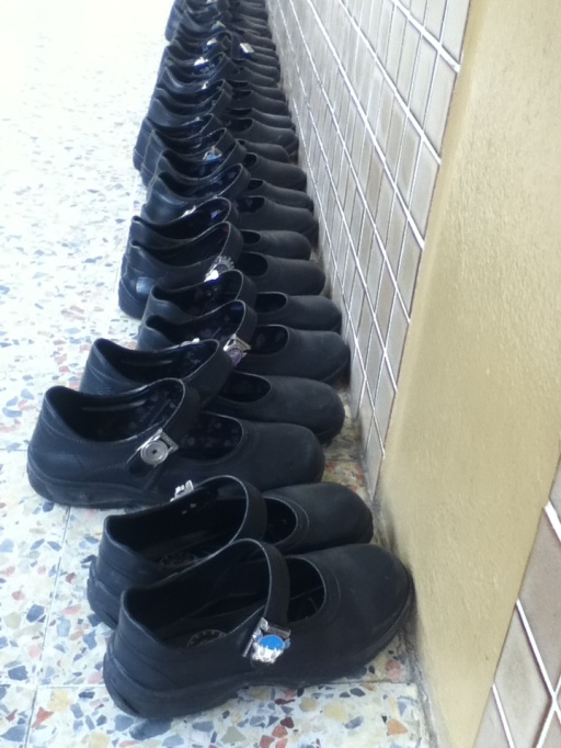 shoes.students